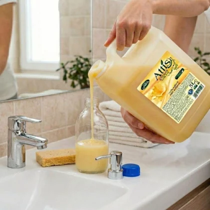 Săpun lichid cremă Attis 5 L – lapte & miere, antibacterial (Polonia)